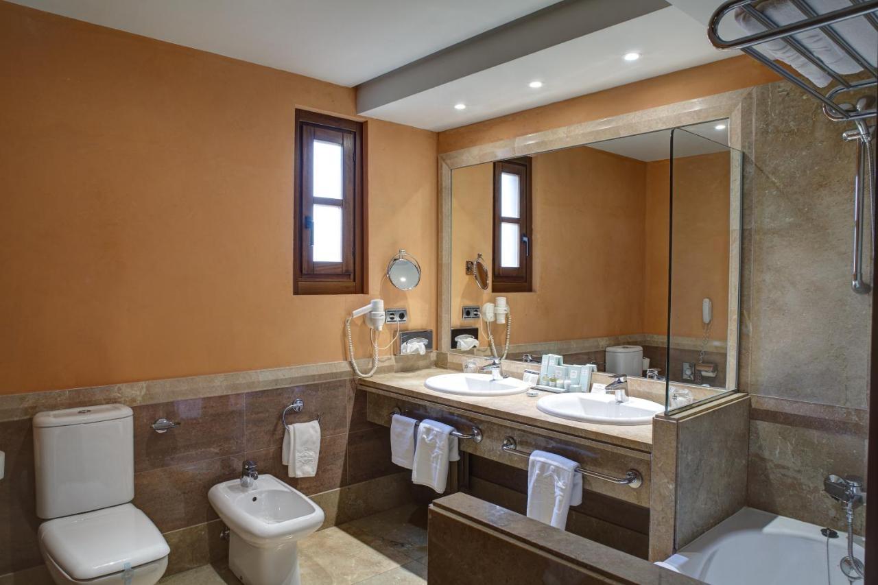 Parador De קלהורה מראה חיצוני תמונה