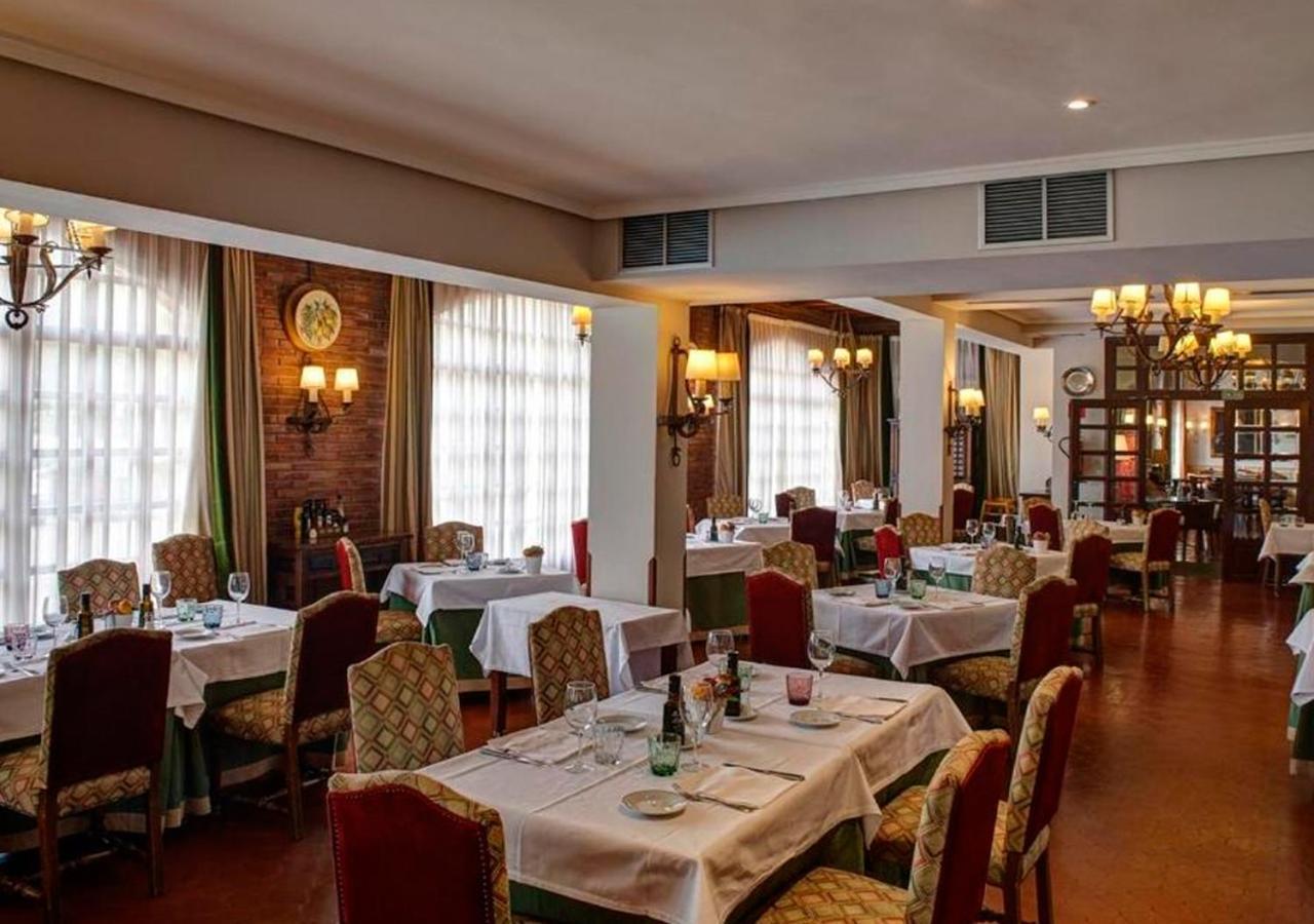 Parador De קלהורה מראה חיצוני תמונה
