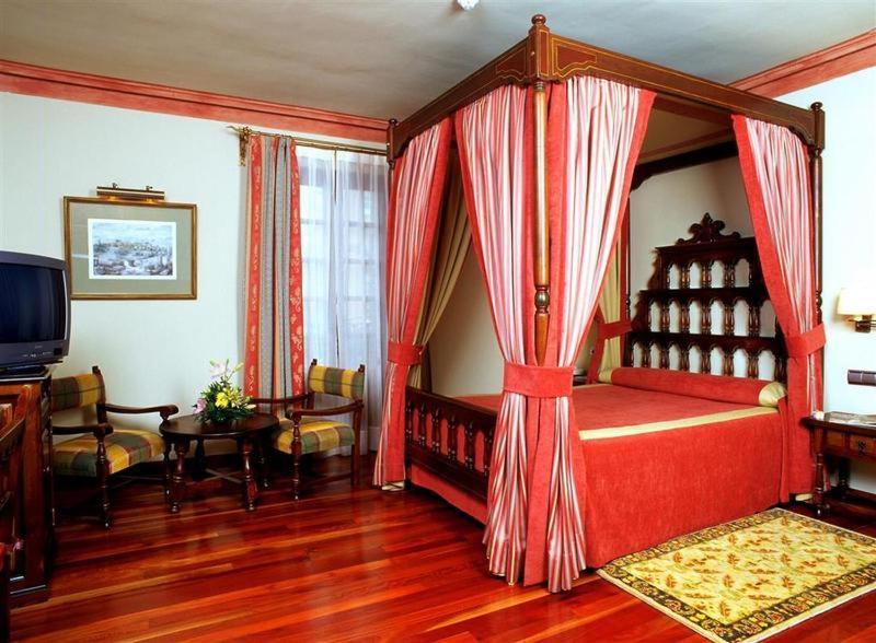 Parador De קלהורה חדר תמונה