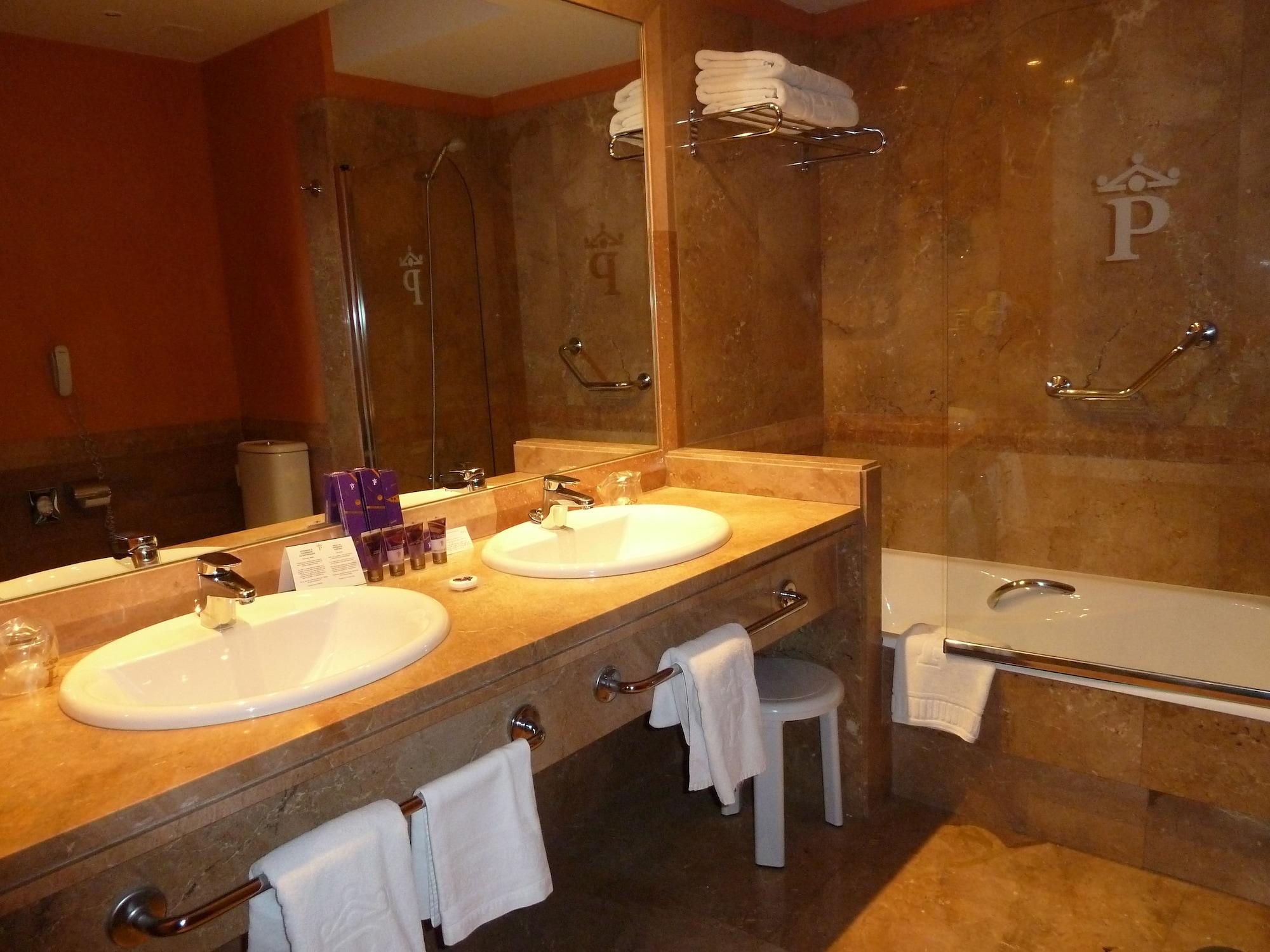 Parador De קלהורה מראה חיצוני תמונה