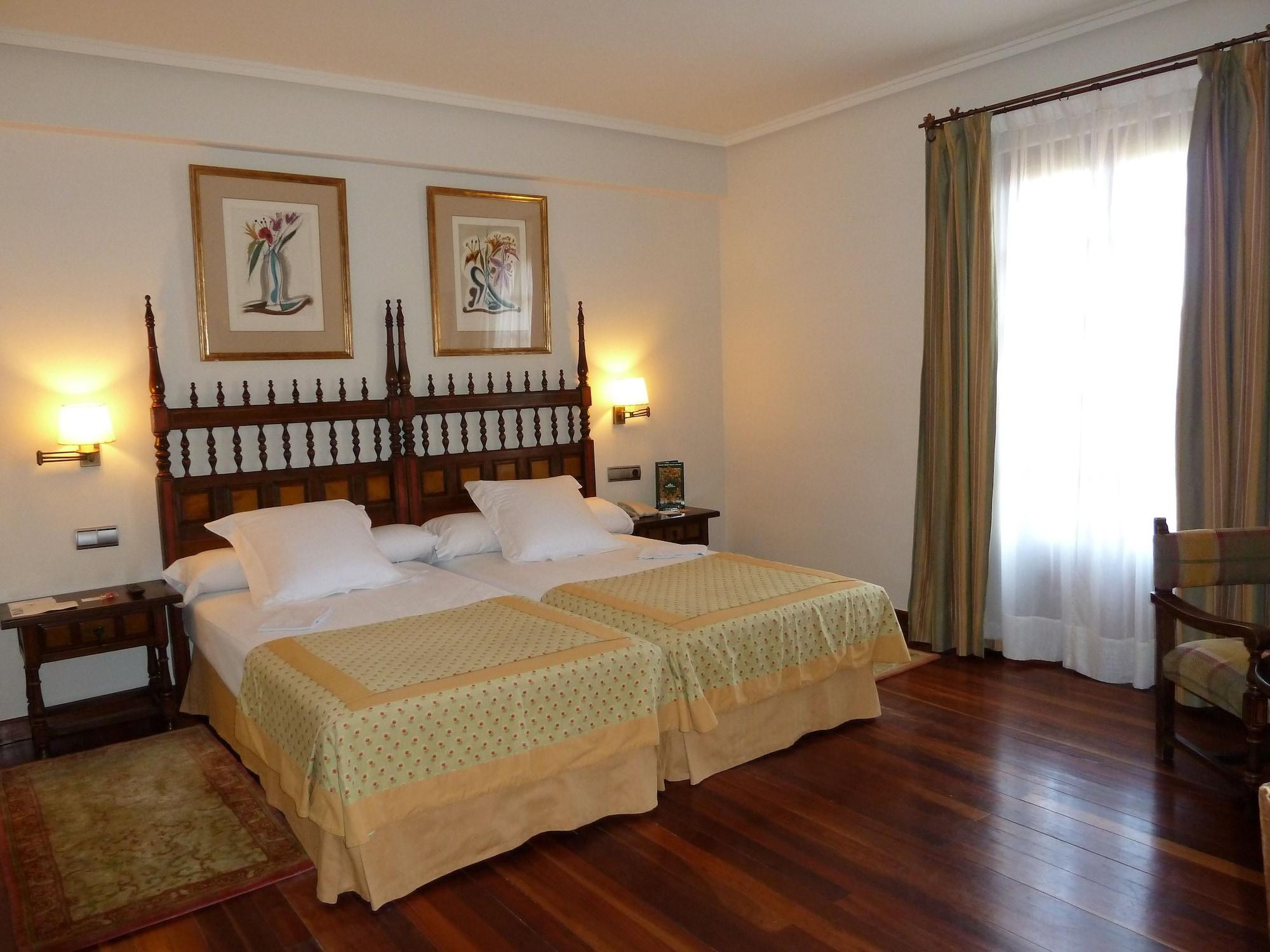 Parador De קלהורה מראה חיצוני תמונה