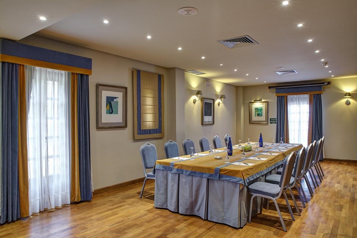 Parador De קלהורה מראה חיצוני תמונה
