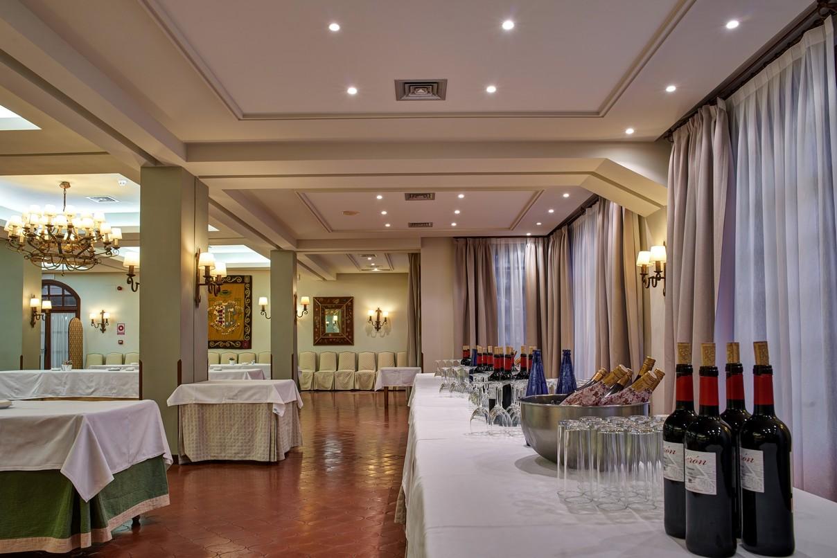 Parador De קלהורה מראה חיצוני תמונה