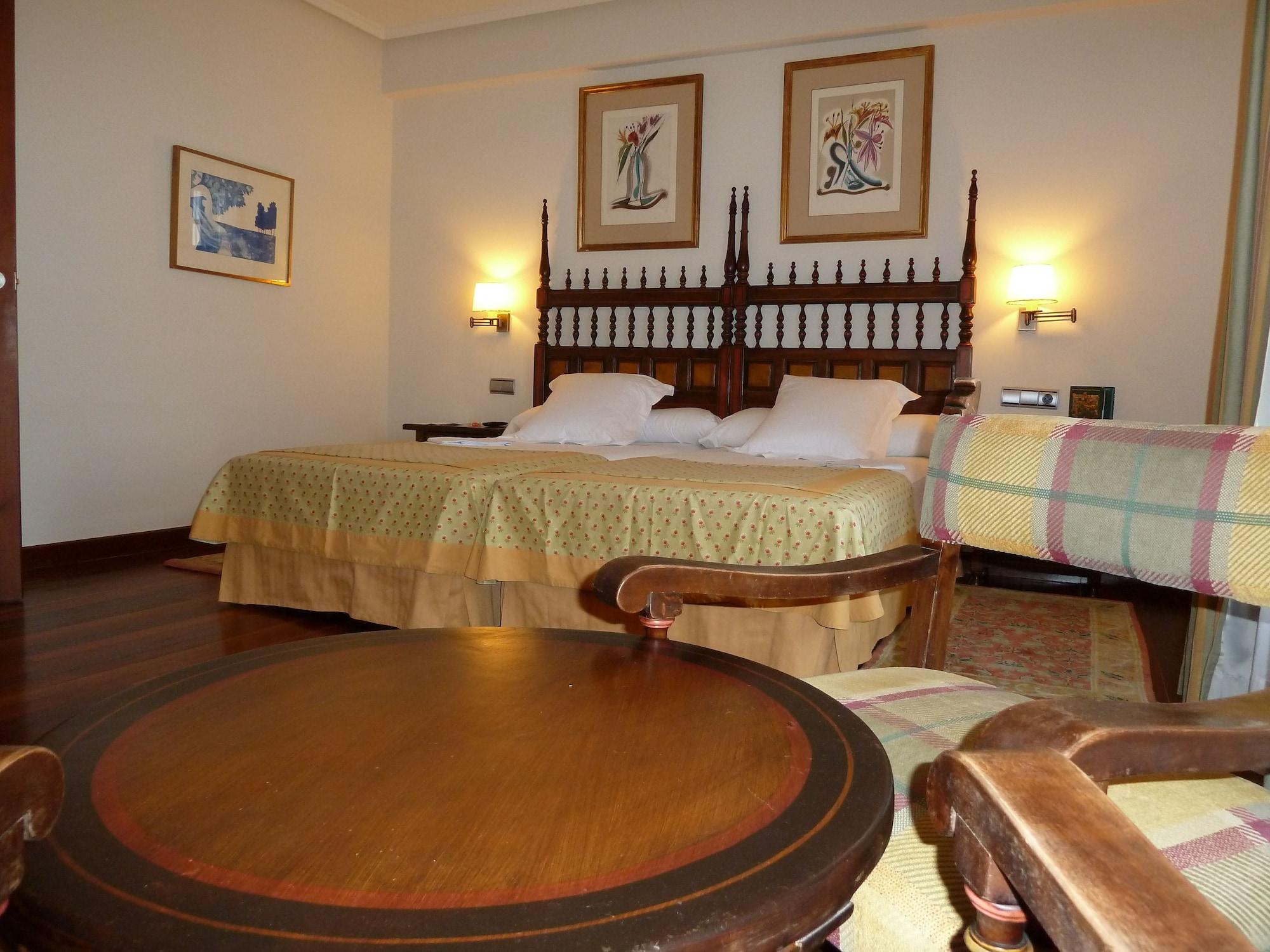Parador De קלהורה מראה חיצוני תמונה