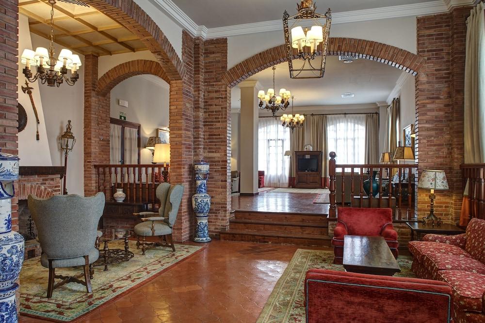Parador De קלהורה מראה חיצוני תמונה
