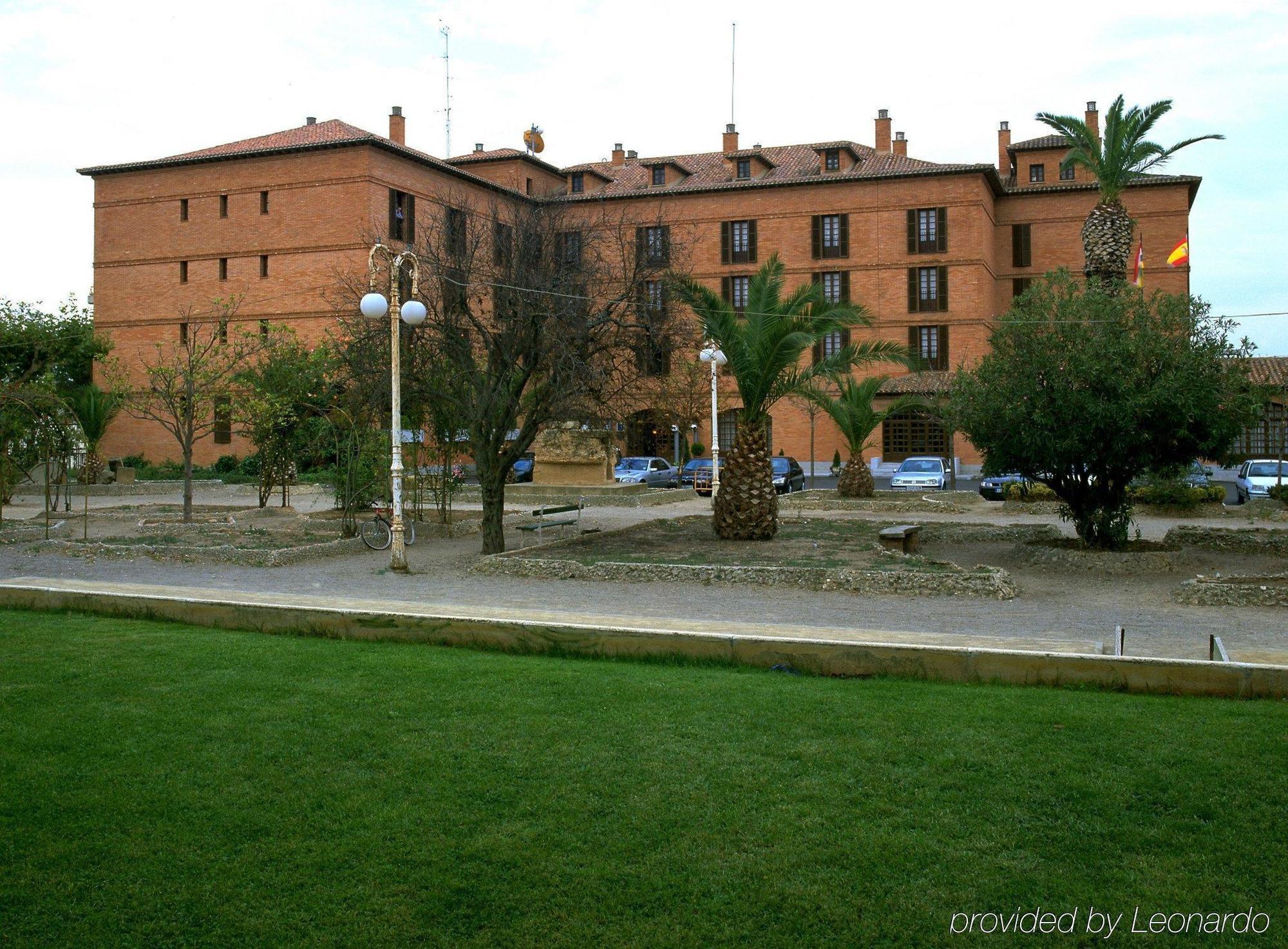Parador De קלהורה מראה חיצוני תמונה