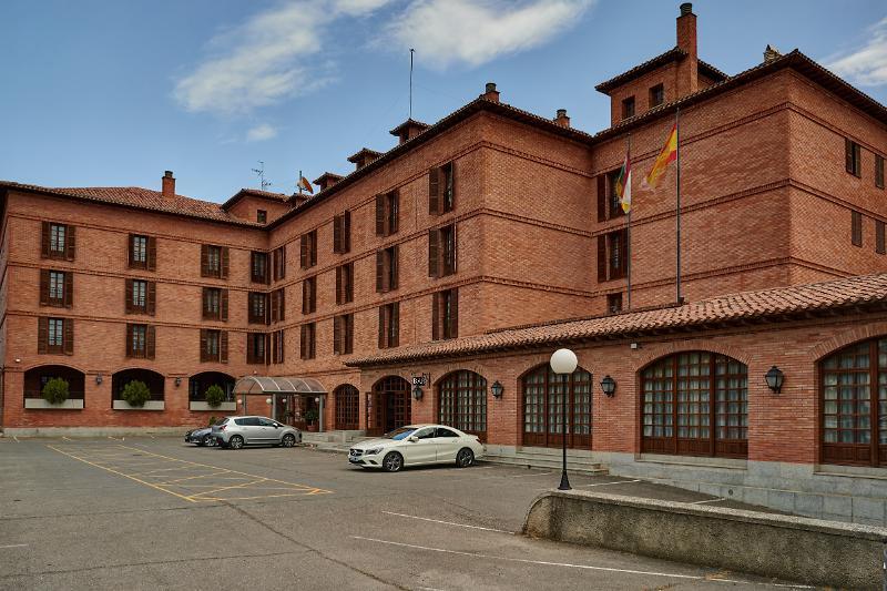 Parador De קלהורה מראה חיצוני תמונה