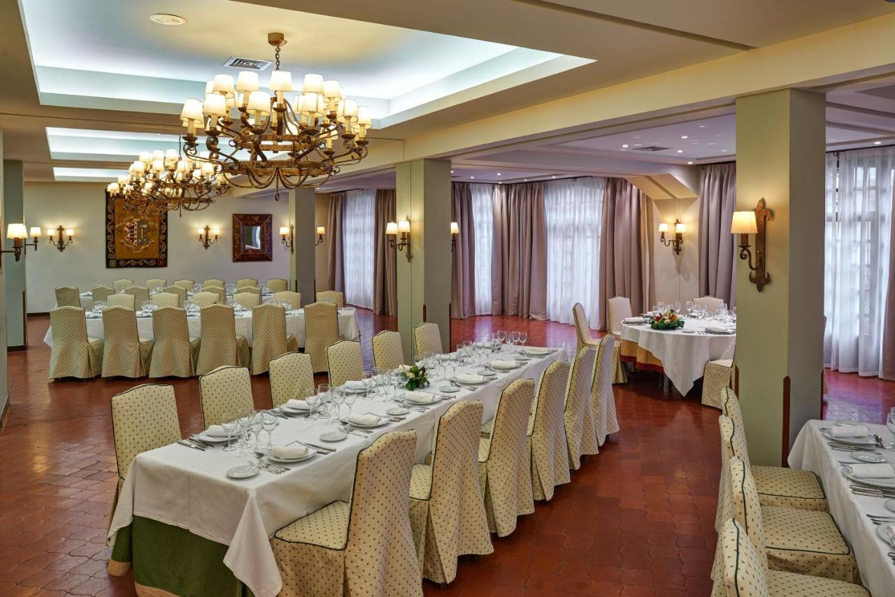 Parador De קלהורה מראה חיצוני תמונה